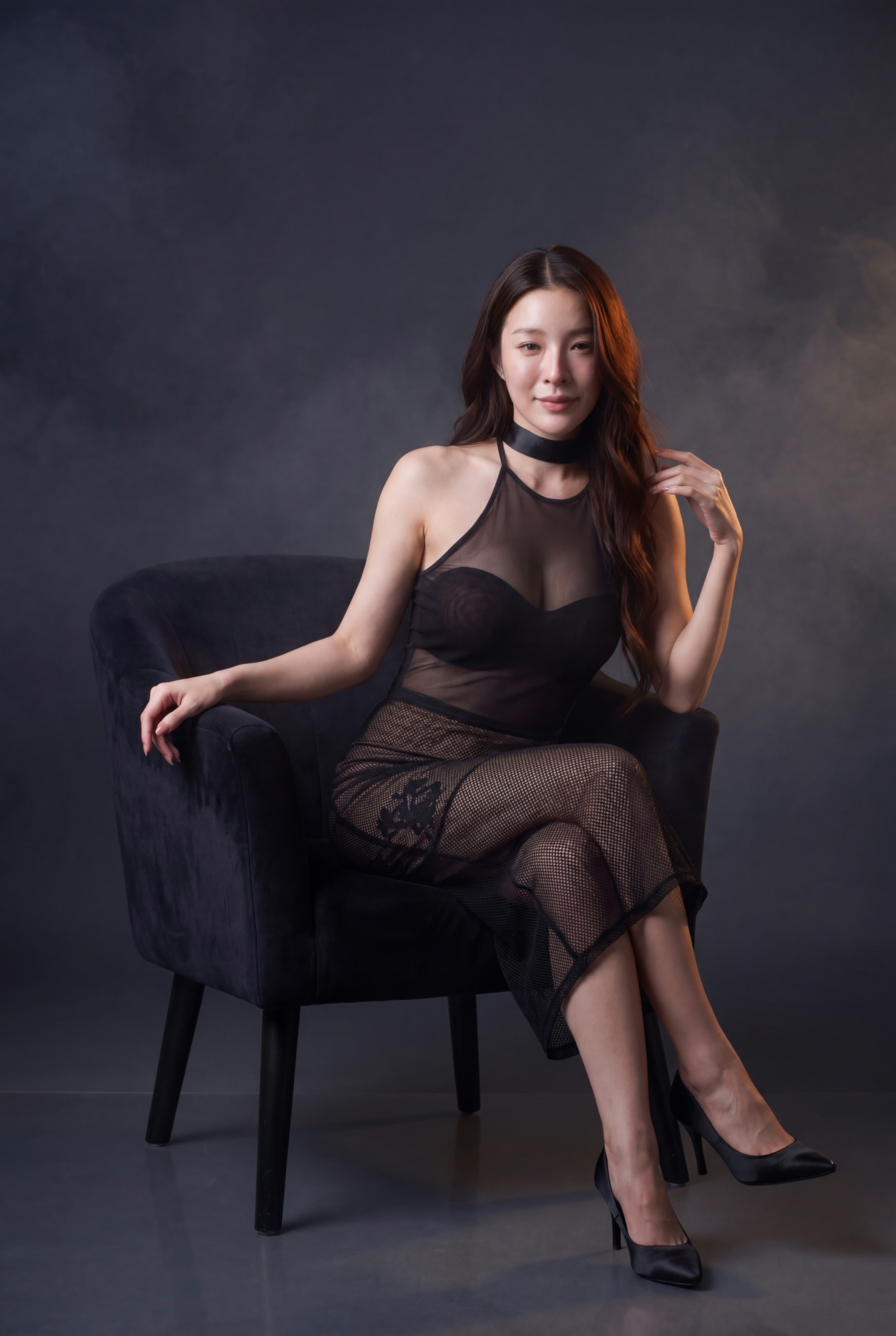 velvet-chair